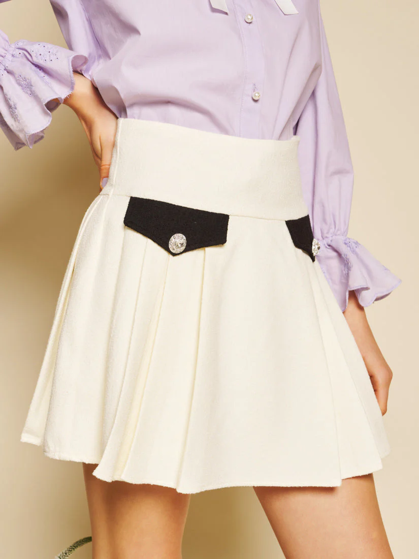 Hélène Boucle Pleated Skirt - Image 5