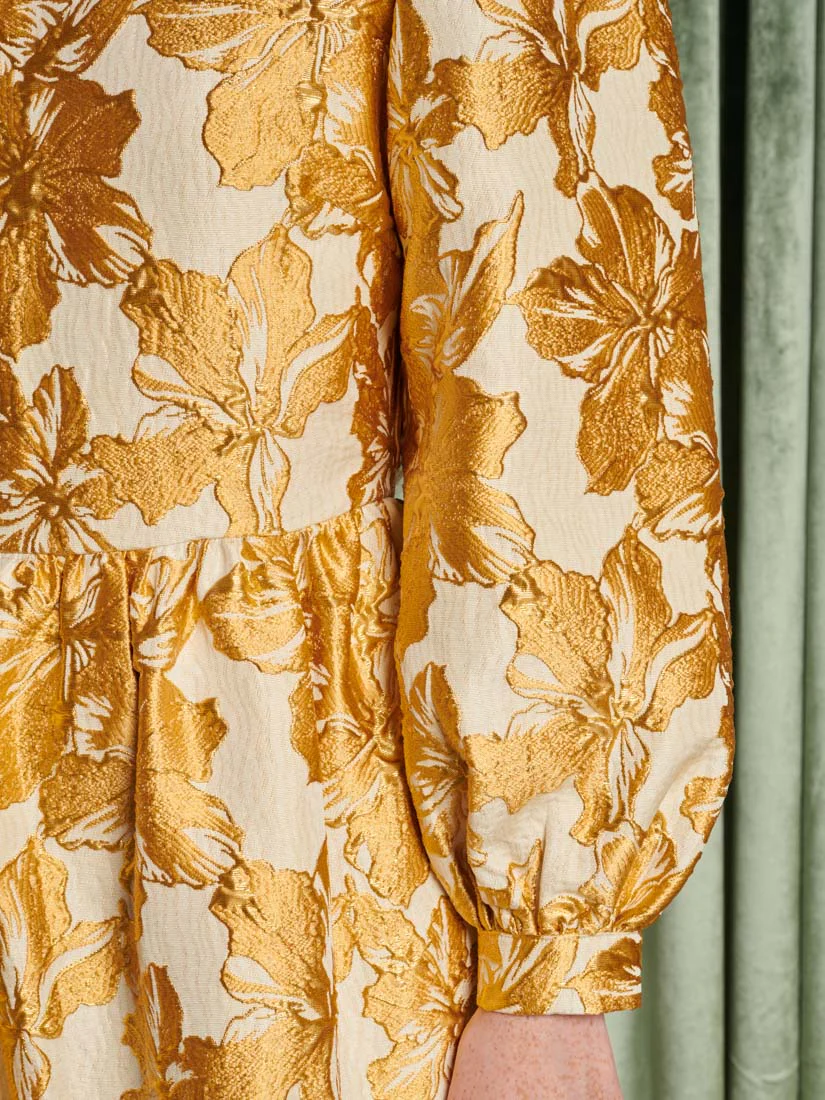 <b>DREAM</b> Imagine Jacquard Maxi Dress - Image 6
