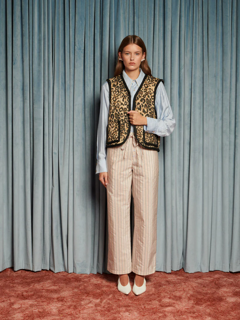 Ward Leopard Vest - Image 4